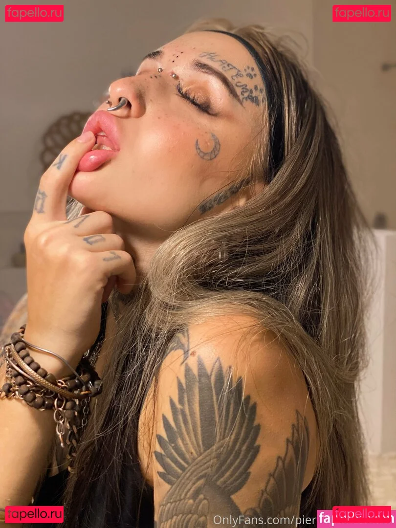 sylvia_morris Onlyfans Photo Gallery 