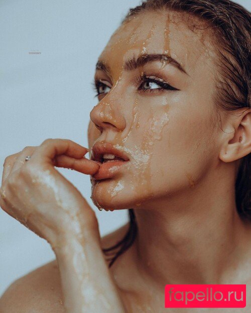 Nepeivoda Onlyfans Photo Gallery 