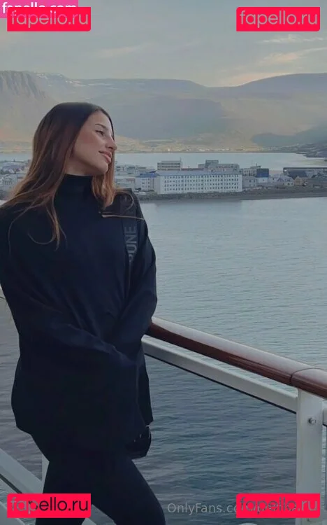 anacheri Onlyfans Photo Gallery 