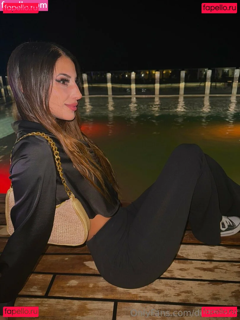 anacheri Onlyfans Photo Gallery 