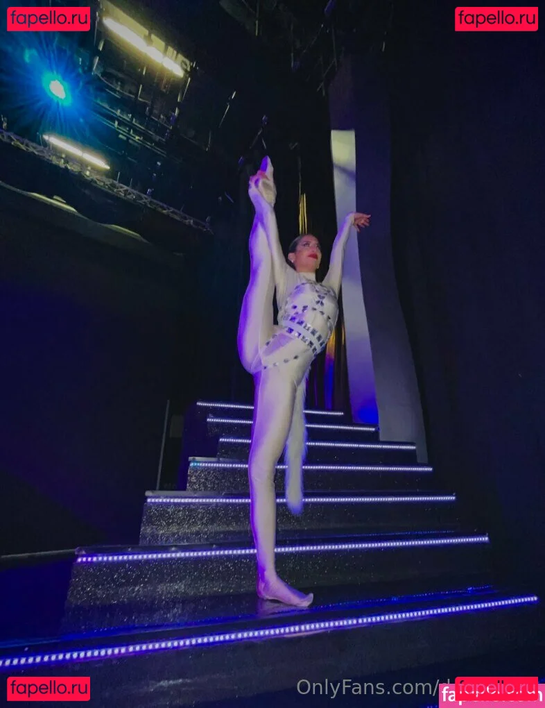 anacheri Onlyfans Photo Gallery 