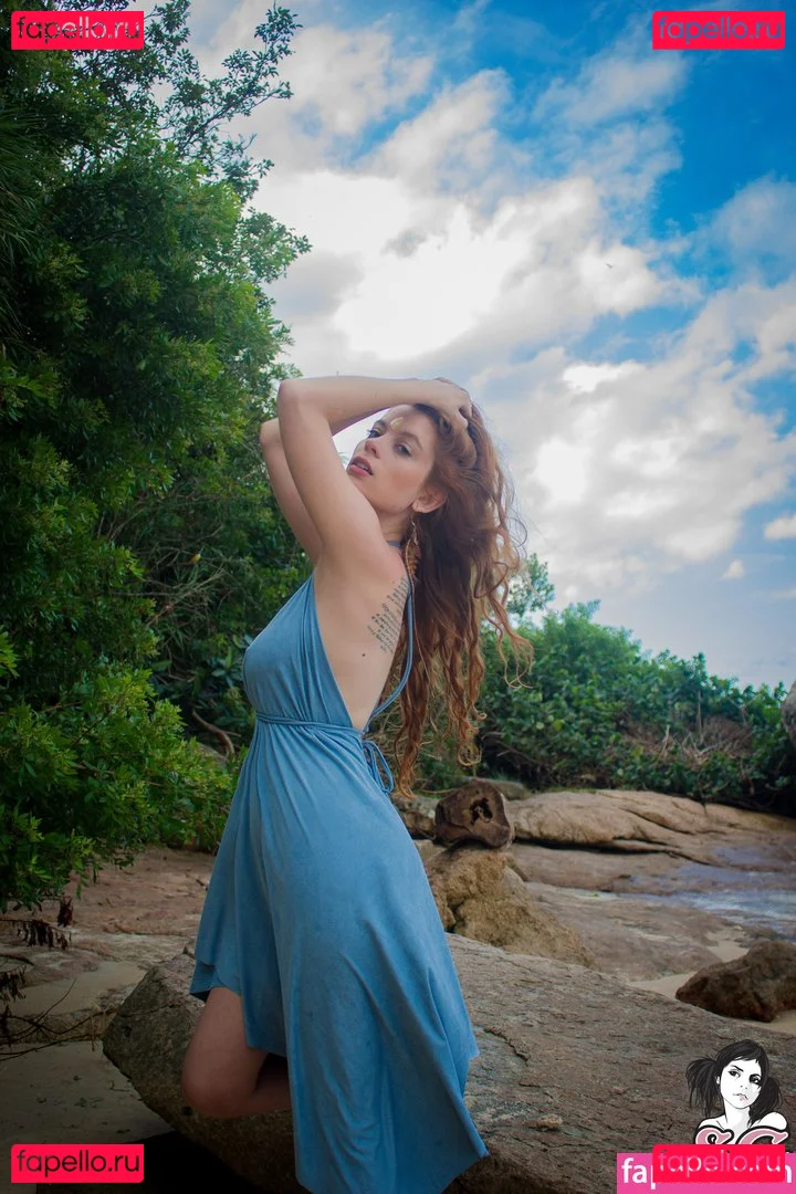 Aria.x Onlyfans Photo Gallery 