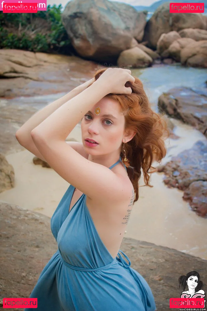 Aria.x Onlyfans Photo Gallery 