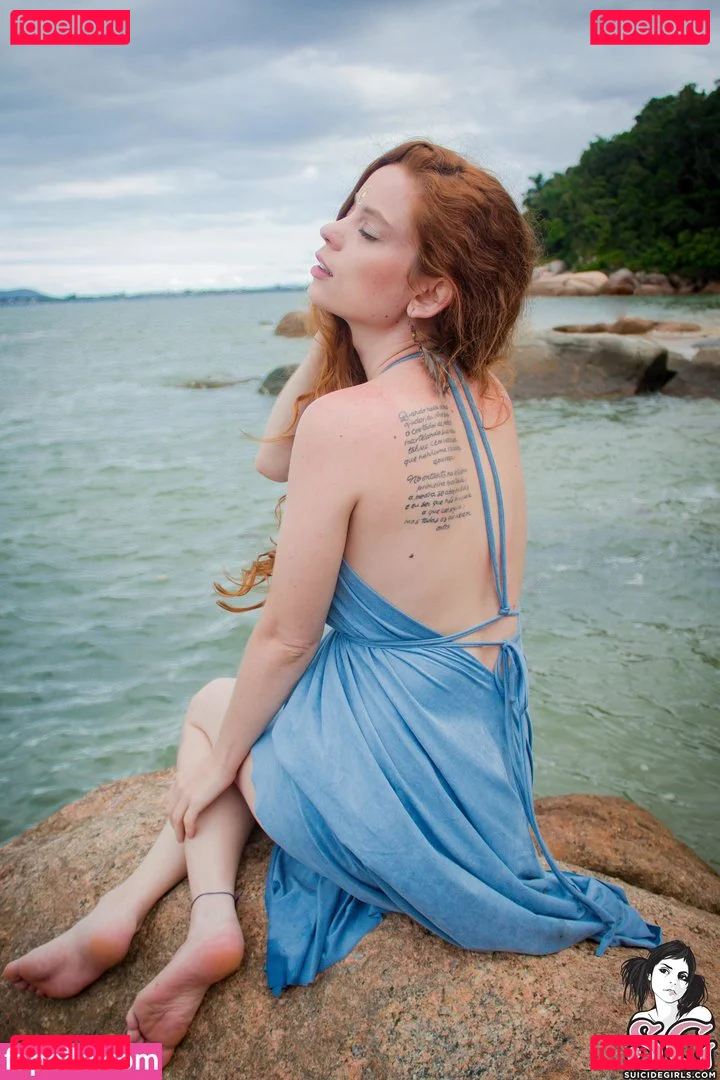 Aria.x Onlyfans Photo Gallery 