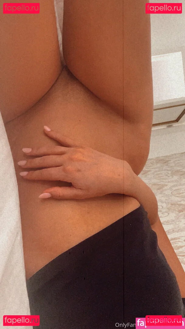 ridersara Onlyfans Photo Gallery 