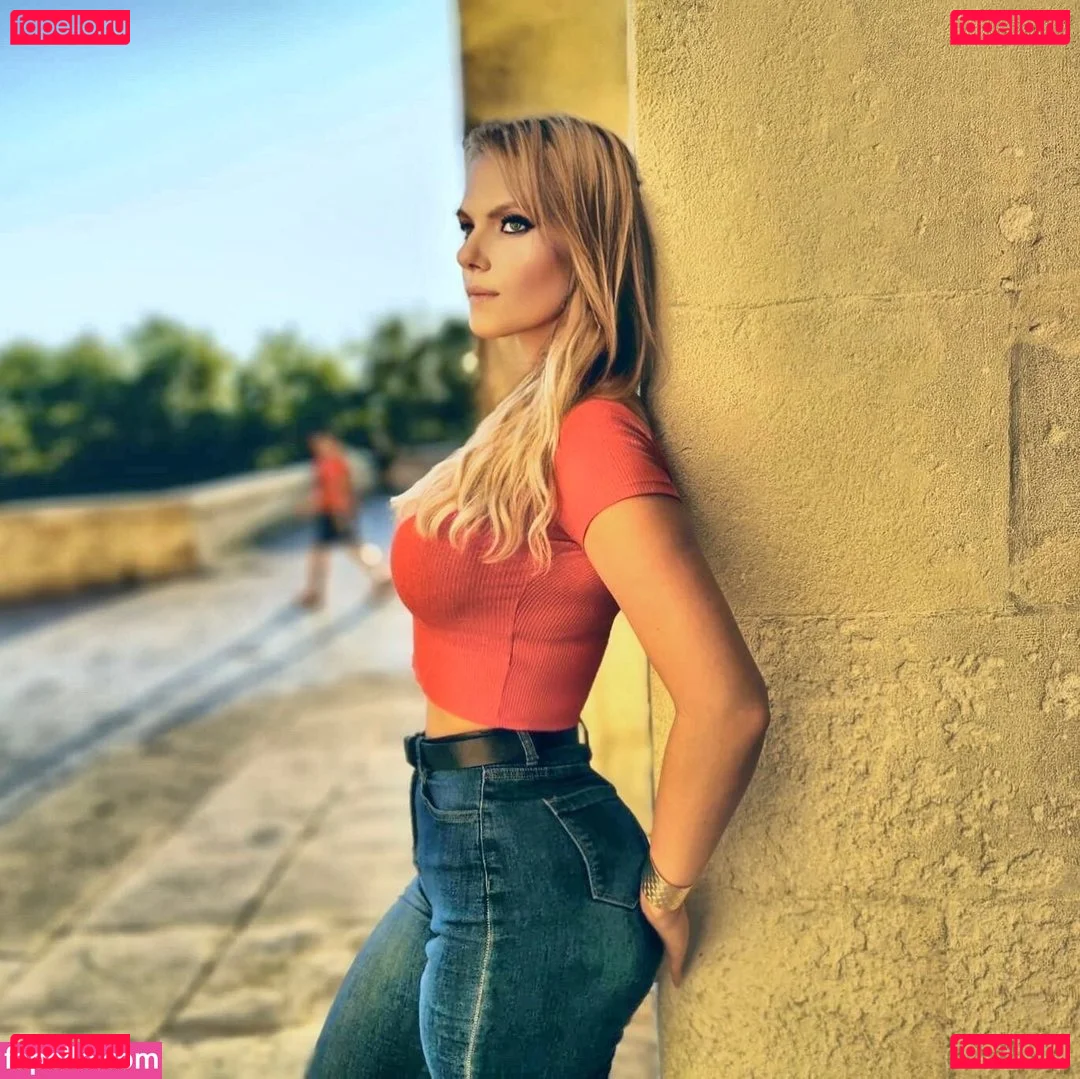 Kylliecosplay Onlyfans Photo Gallery 