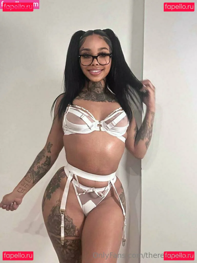therealvickyy Onlyfans Photo Gallery 