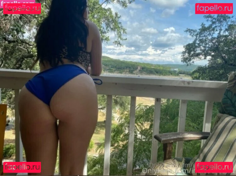 auroraoral Onlyfans Photo Gallery 