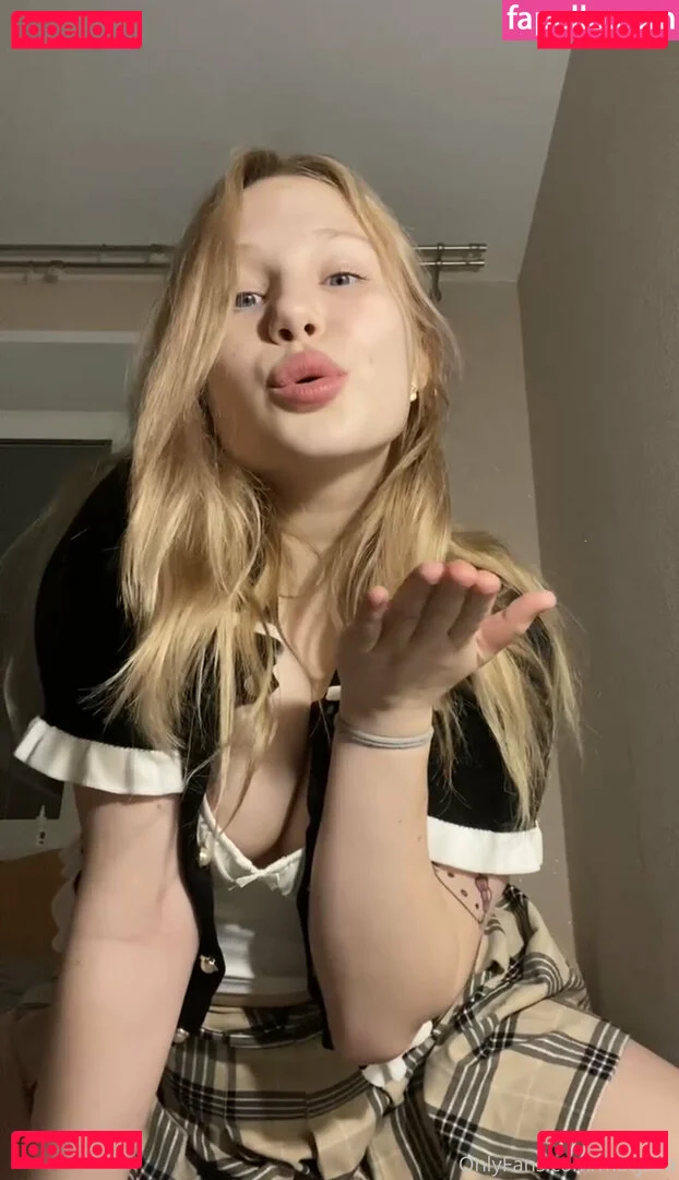 macjulia Onlyfans Photo Gallery 