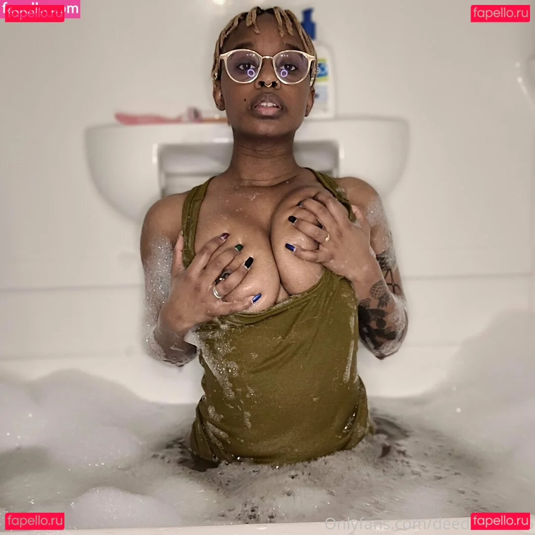 deedeebee96 Onlyfans Photo Gallery 