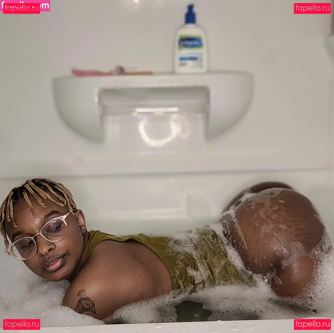 deedeebee96 Onlyfans Photo Gallery 