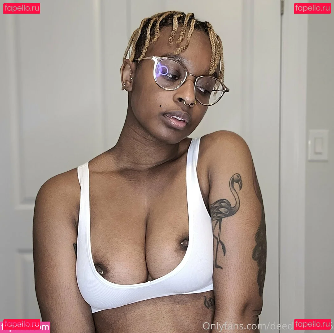 deedeebee96 Onlyfans Photo Gallery 