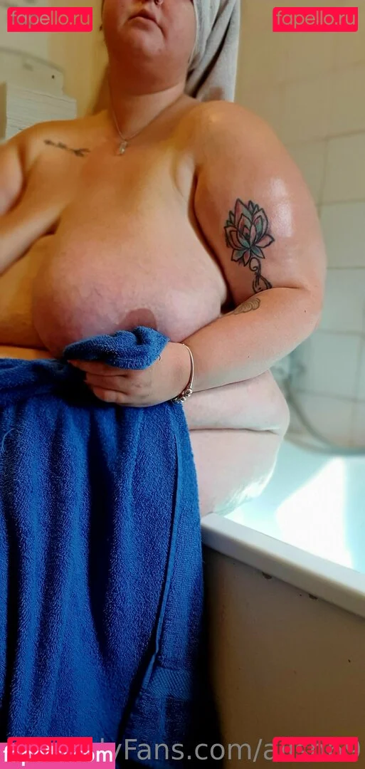 aiish69 Onlyfans Photo Gallery 