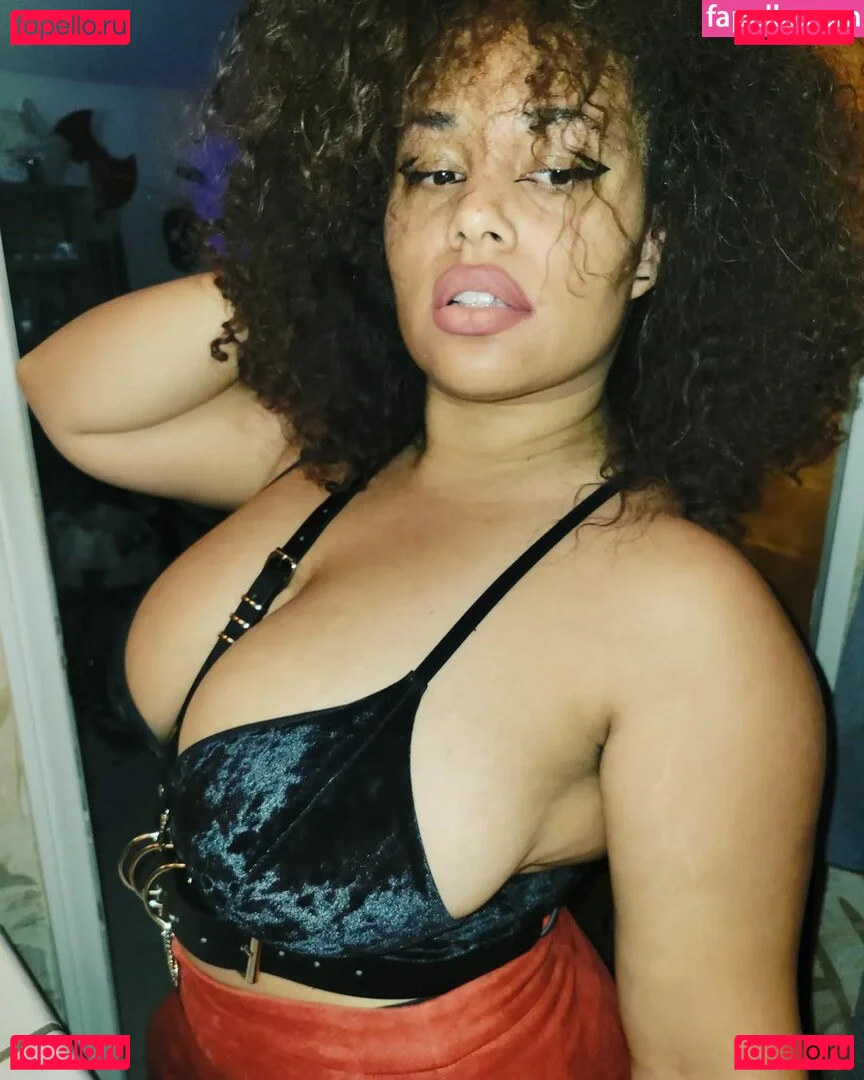 Sharlettewitch Onlyfans Photo Gallery 