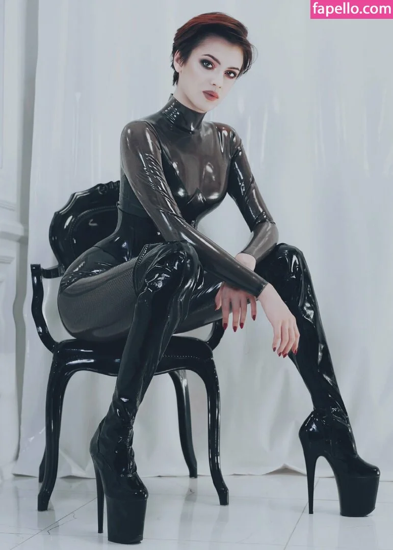 Lady Perse Onlyfans Photo Gallery 