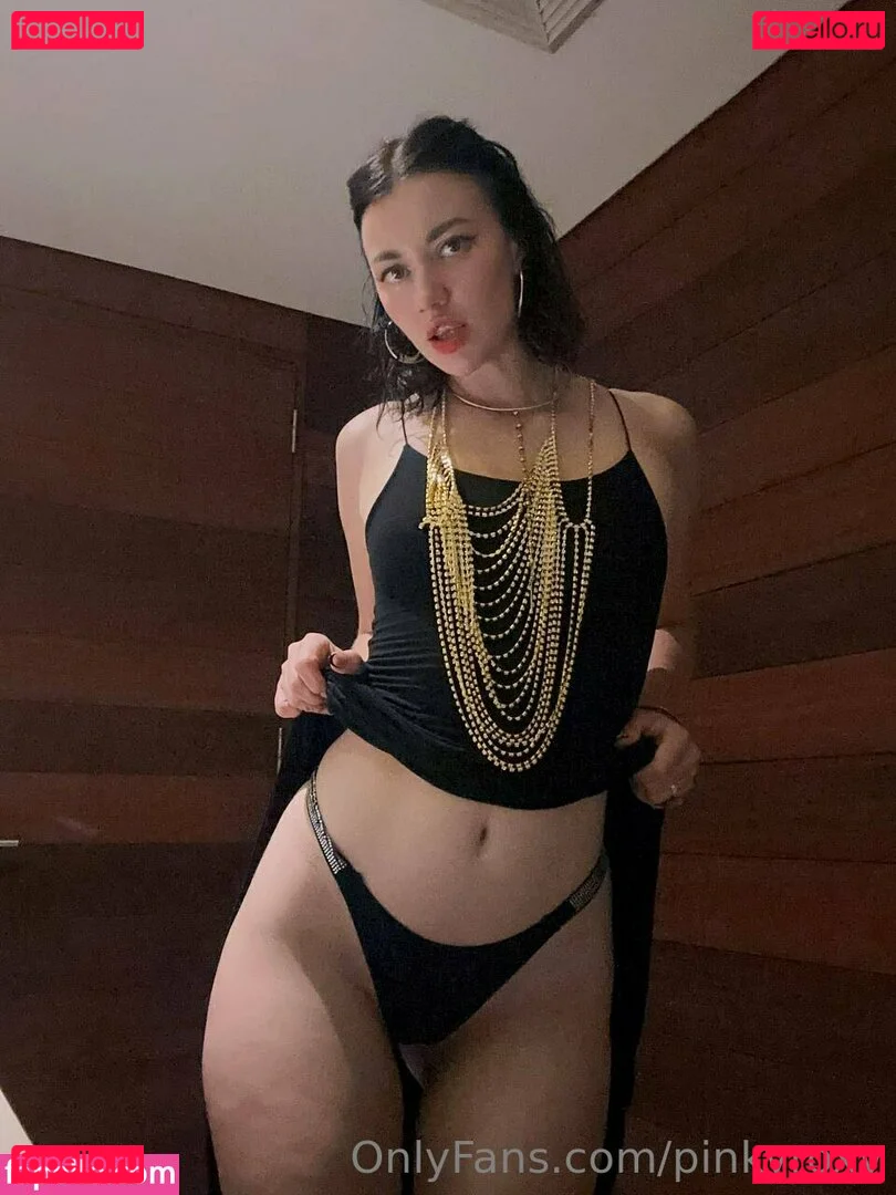 pinkyroxy Onlyfans Photo Gallery 