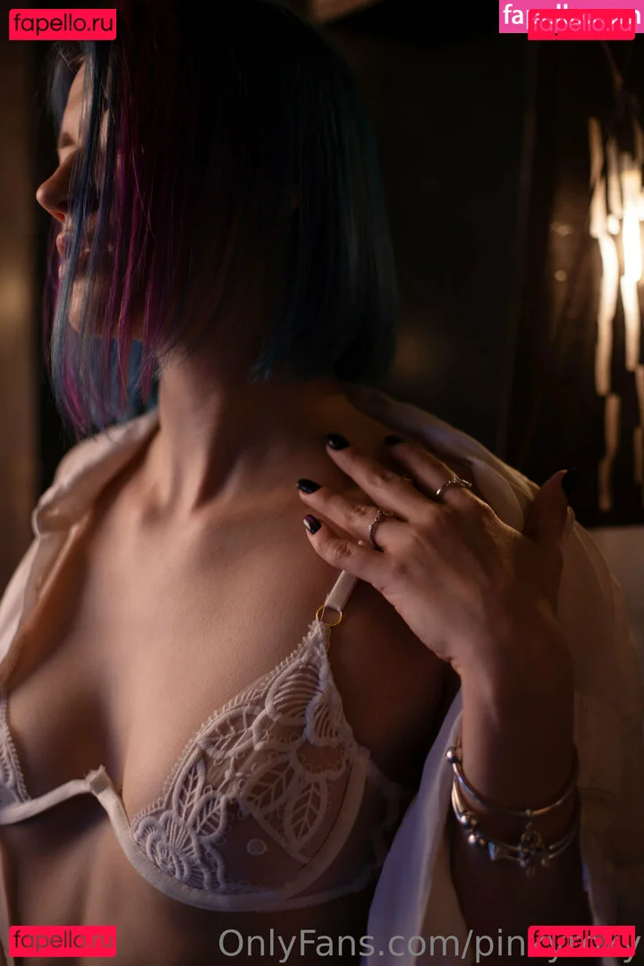 pinkyroxy Onlyfans Photo Gallery 