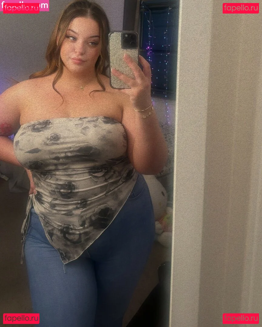 Lilly47 Onlyfans Photo Gallery 