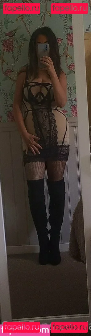 alig44444 Onlyfans Photo Gallery 