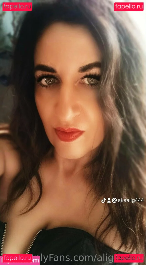 alig44444 Onlyfans Photo Gallery 