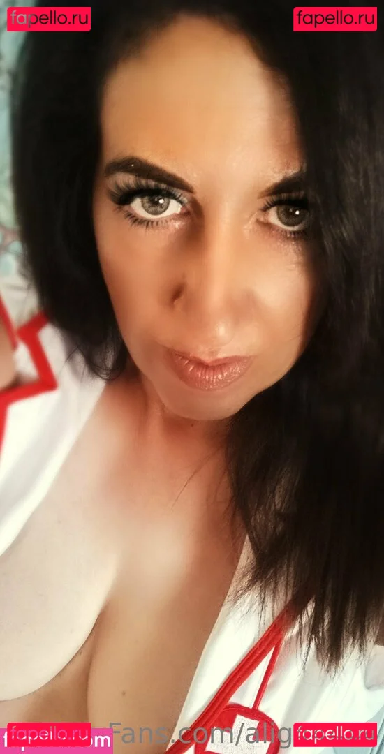 alig44444 Onlyfans Photo Gallery 