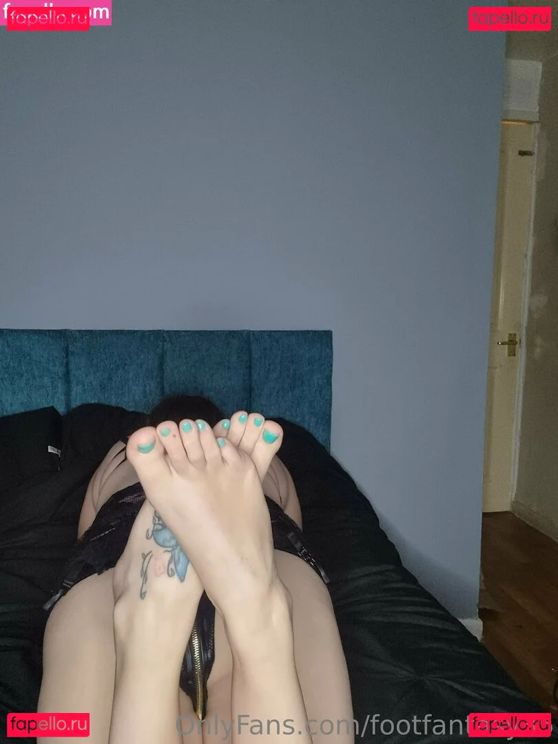 footfantasy35 Onlyfans Photo Gallery 