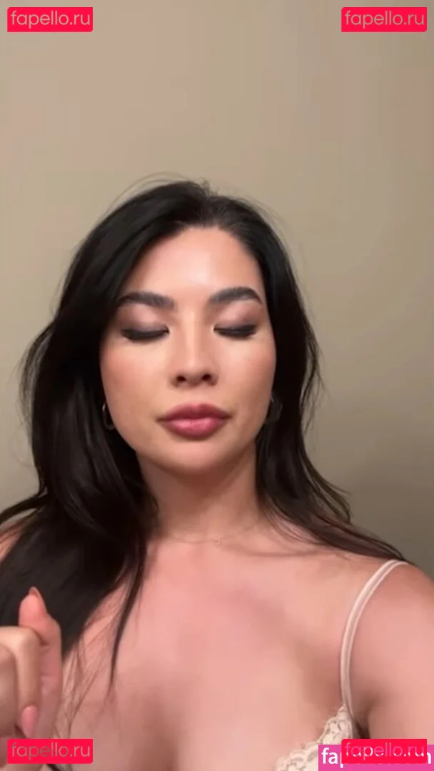 CarolineKwan Onlyfans Photo Gallery 