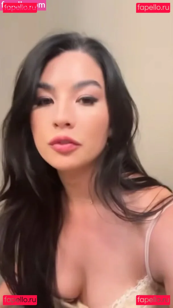 CarolineKwan Onlyfans Photo Gallery 