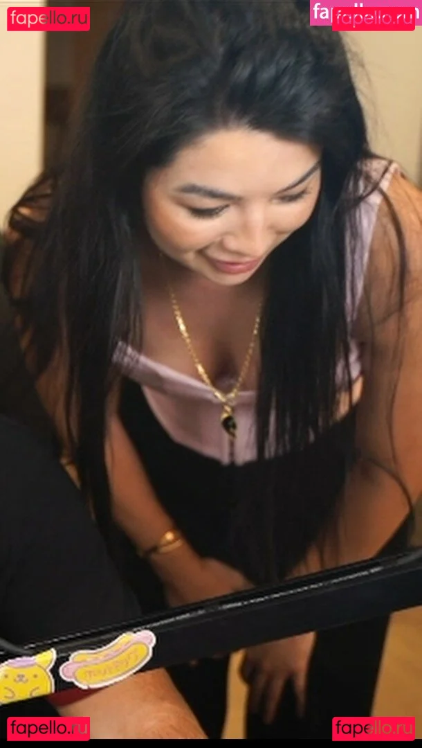 CarolineKwan Onlyfans Photo Gallery 