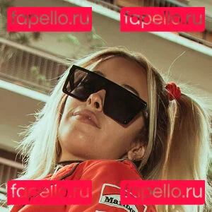 latinabaddyprincess Onlyfans Photo Gallery 