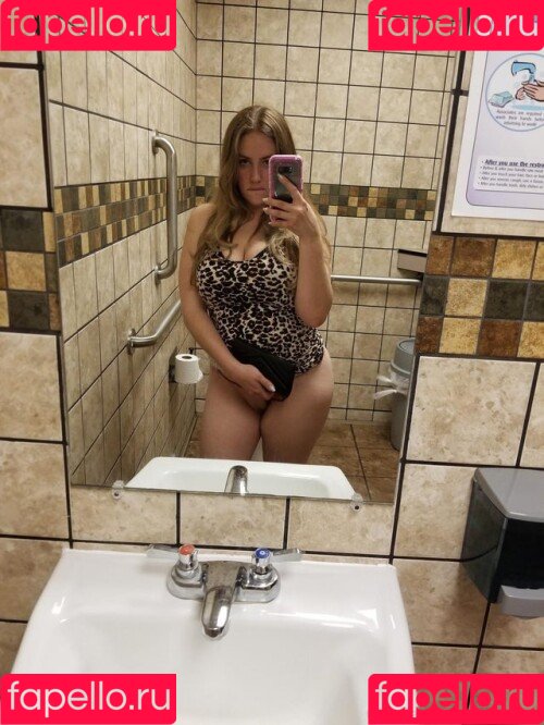 Dairy Queen Onlyfans Photo Gallery 