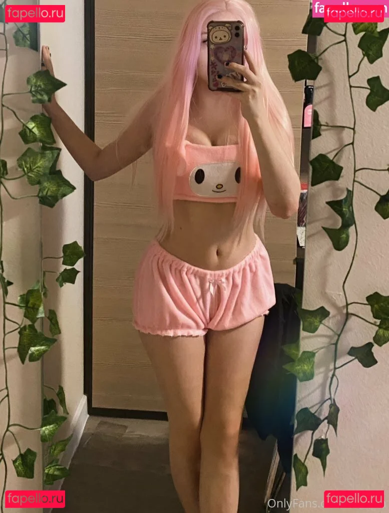 emikui Onlyfans Photo Gallery 