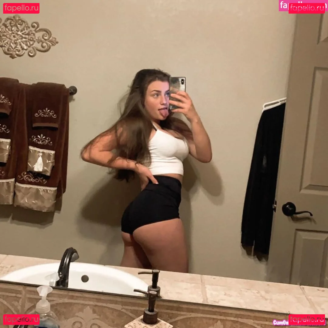 Itsadelecash Onlyfans Photo Gallery 