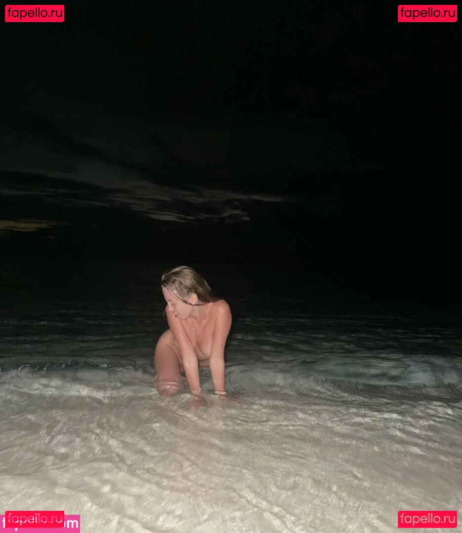 Vikos.cocos Onlyfans Photo Gallery 