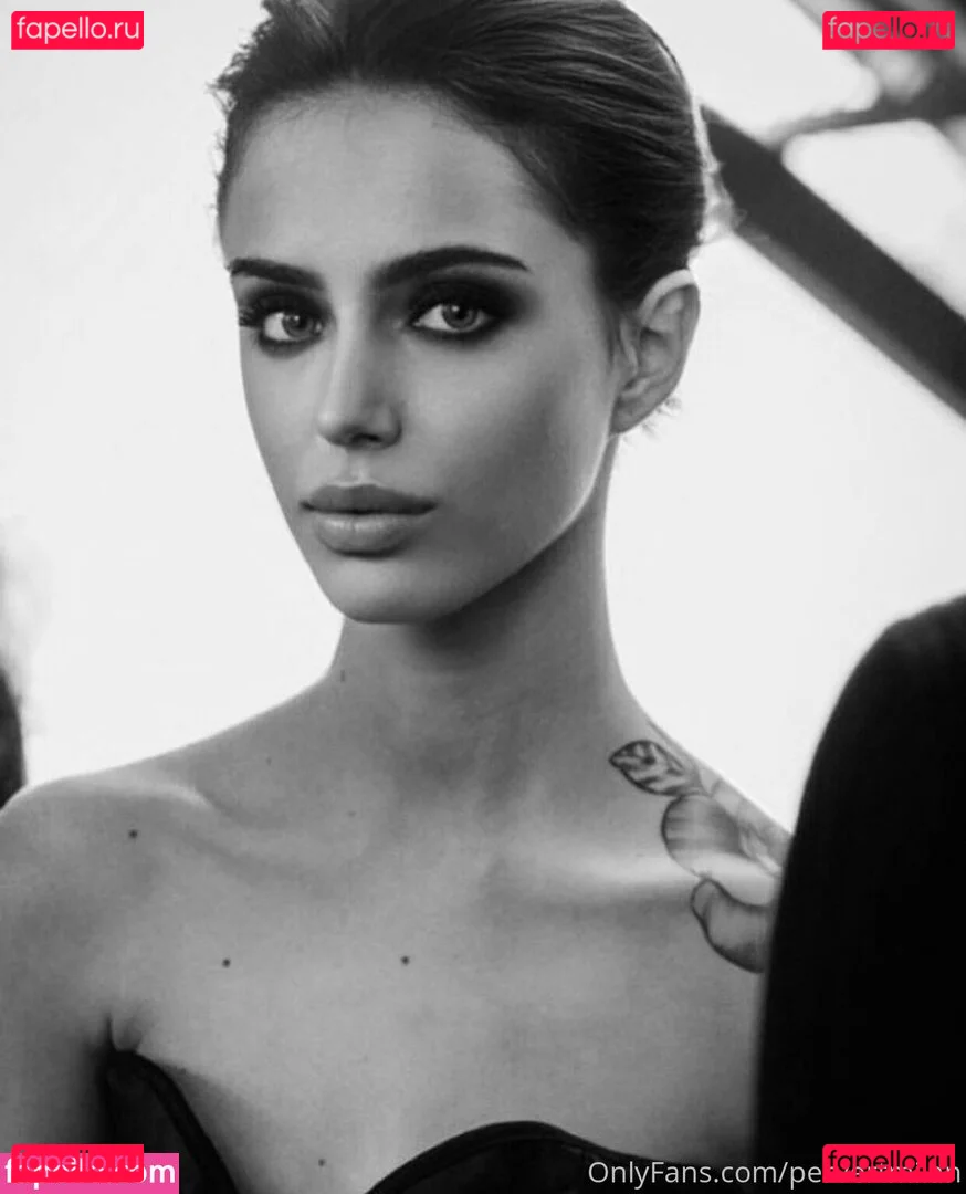 pervertmilan Onlyfans Photo Gallery 