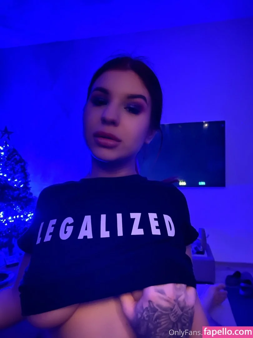 Luserya Onlyfans Photo Gallery 