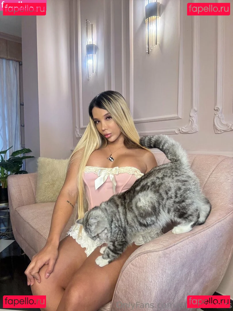 ninagomezts Onlyfans Photo Gallery 