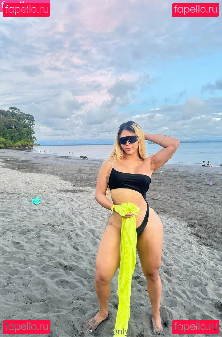 ninagomezts Onlyfans Photo Gallery 