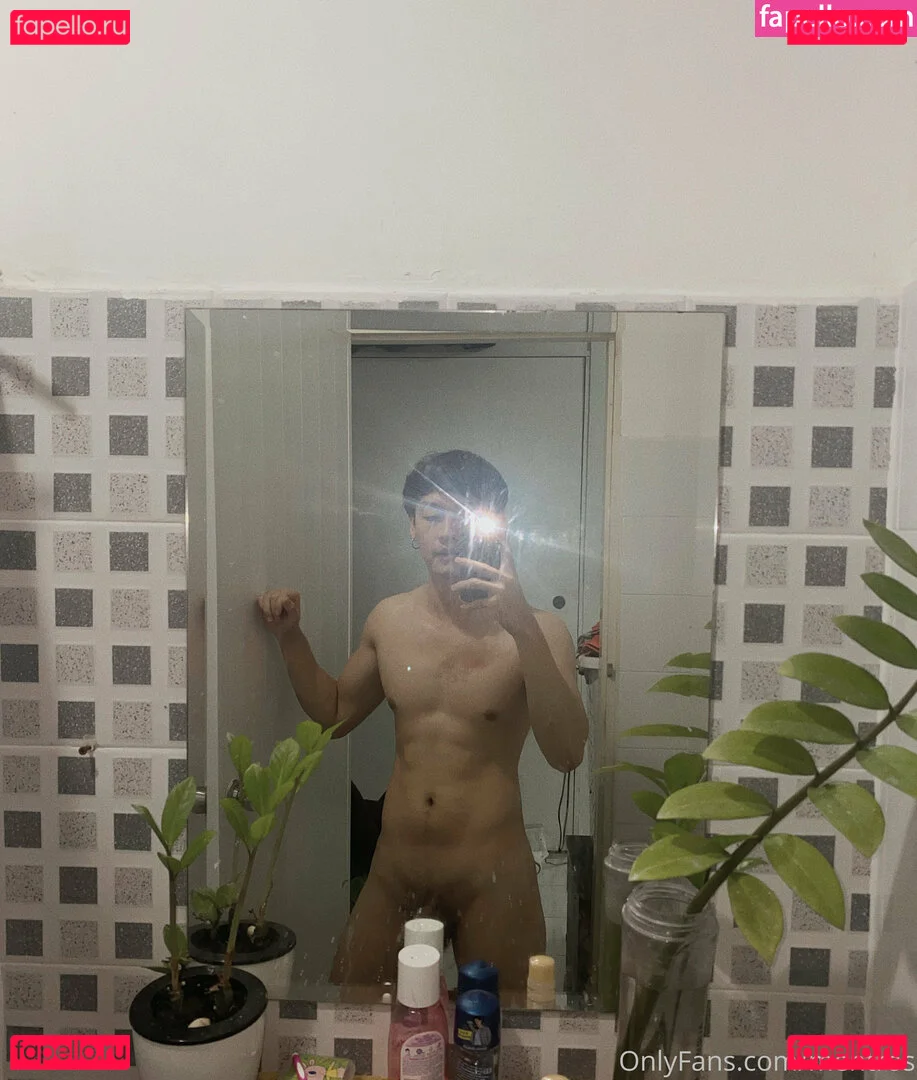 mentros Onlyfans Photo Gallery 