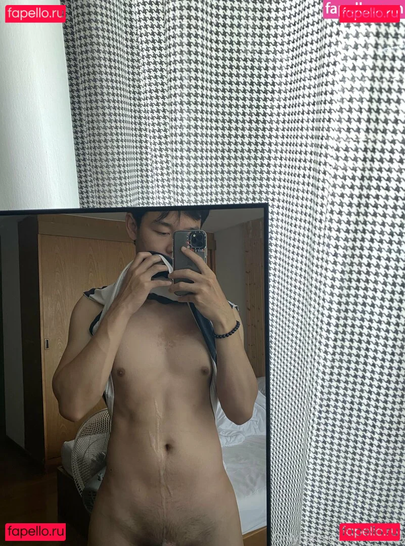 mentros Onlyfans Photo Gallery 