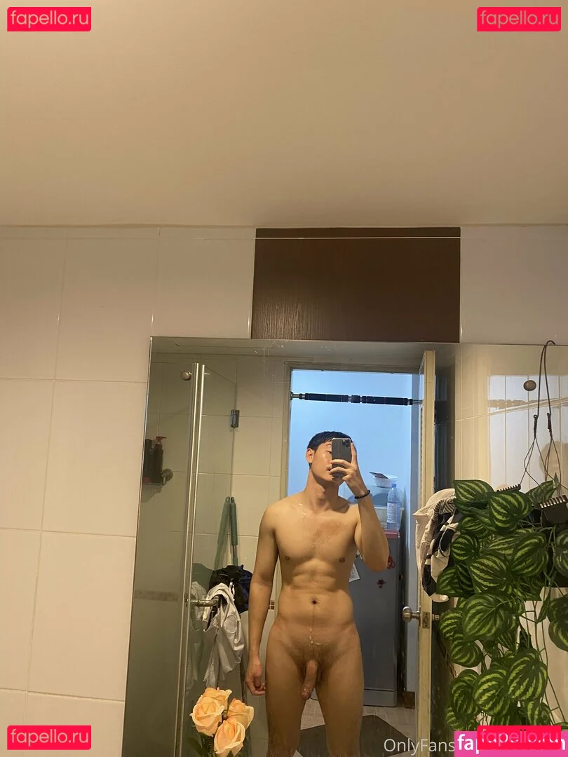 mentros Onlyfans Photo Gallery 