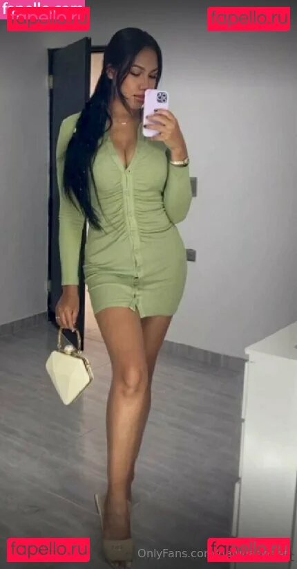 dalunasweet Onlyfans Photo Gallery 