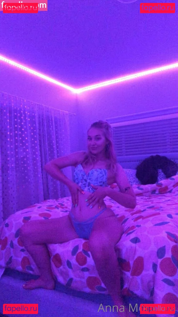 anna1001 Onlyfans Photo Gallery 