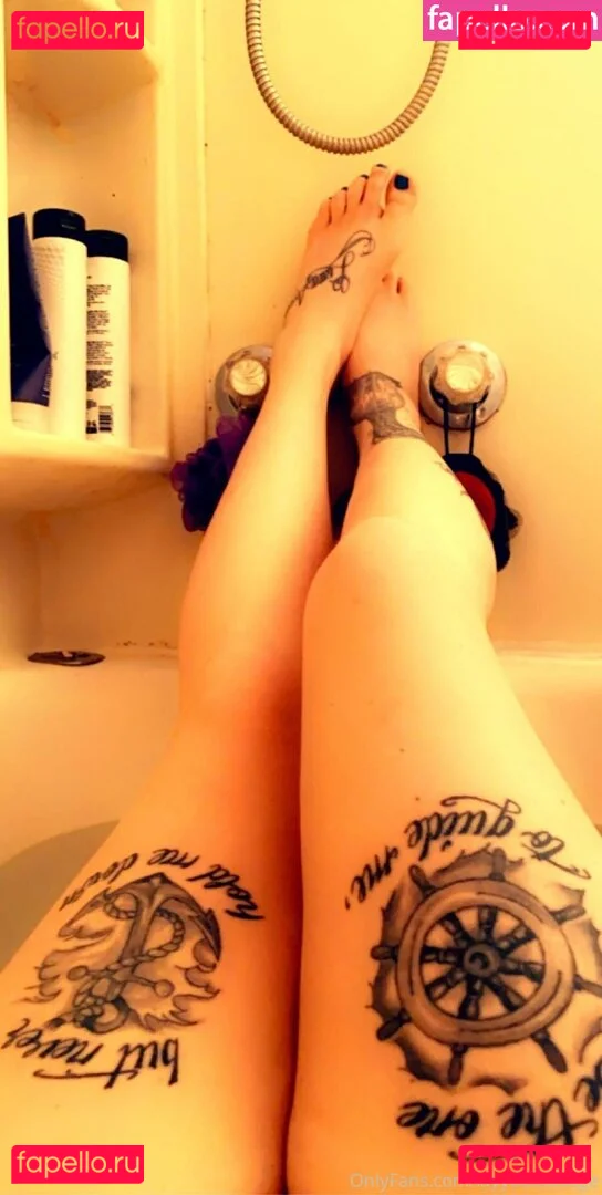 layydee.hiraeth Onlyfans Photo Gallery 