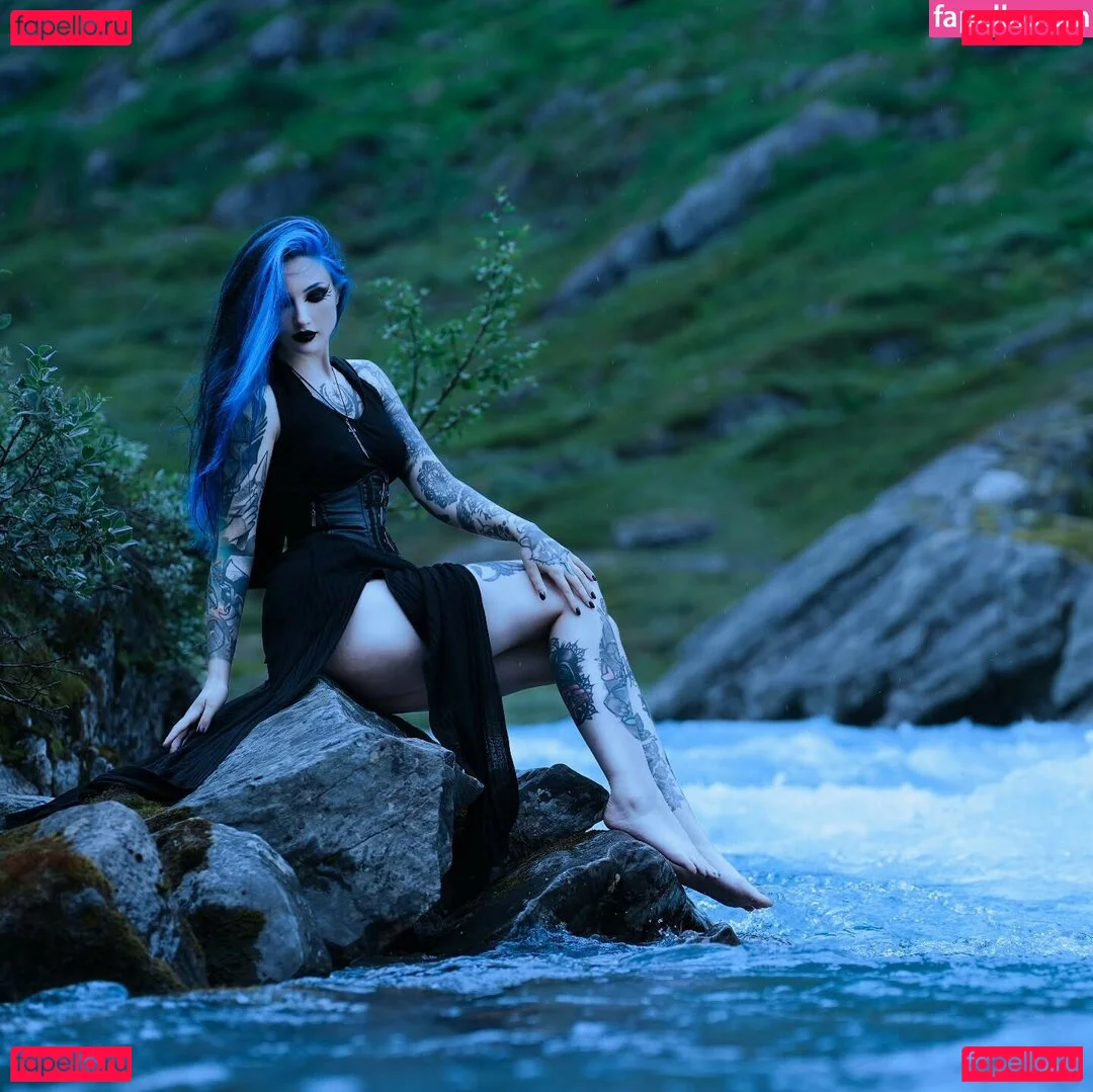 BlueAstrid Onlyfans Photo Gallery 