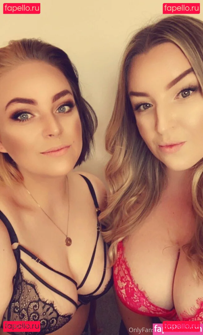 skyemoore Onlyfans Photo Gallery 