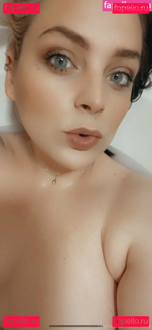 skyemoore Onlyfans Photo Gallery 