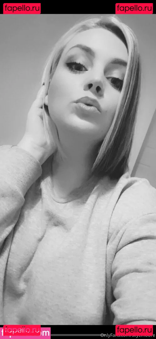 skyemoore Onlyfans Photo Gallery 