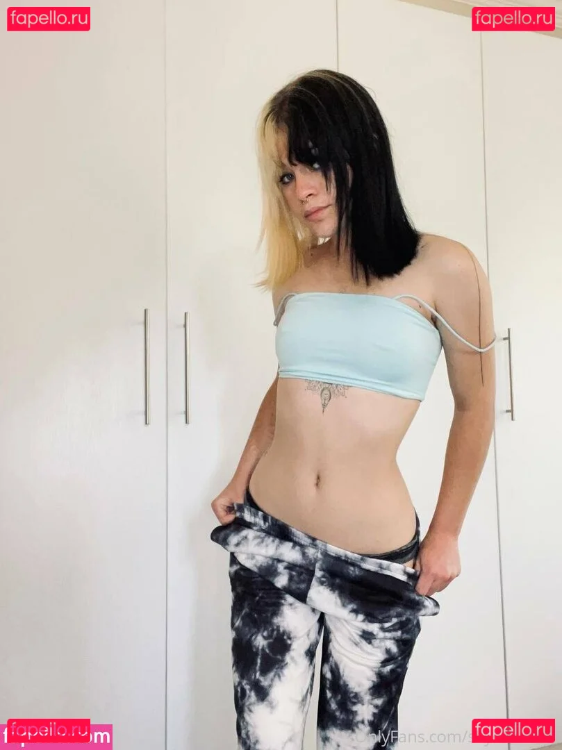 Skye Wilson Onlyfans Photo Gallery 