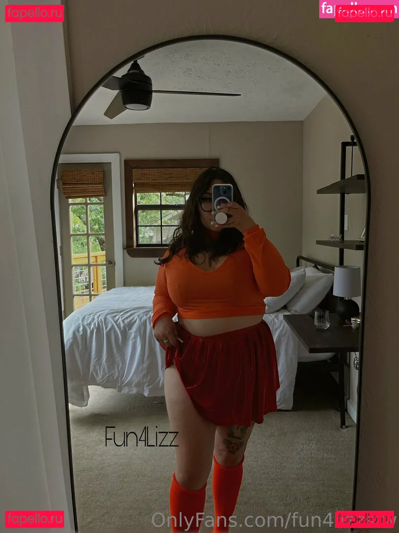 fun4lizzsfw Onlyfans Photo Gallery 